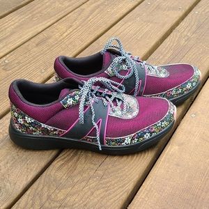 TRAQ by Alegria Qarma, size 38